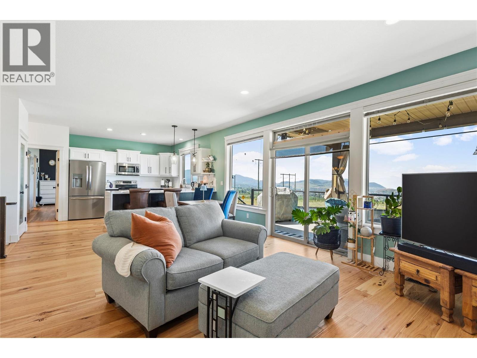 6552 Blackcomb Place, Vernon, BC