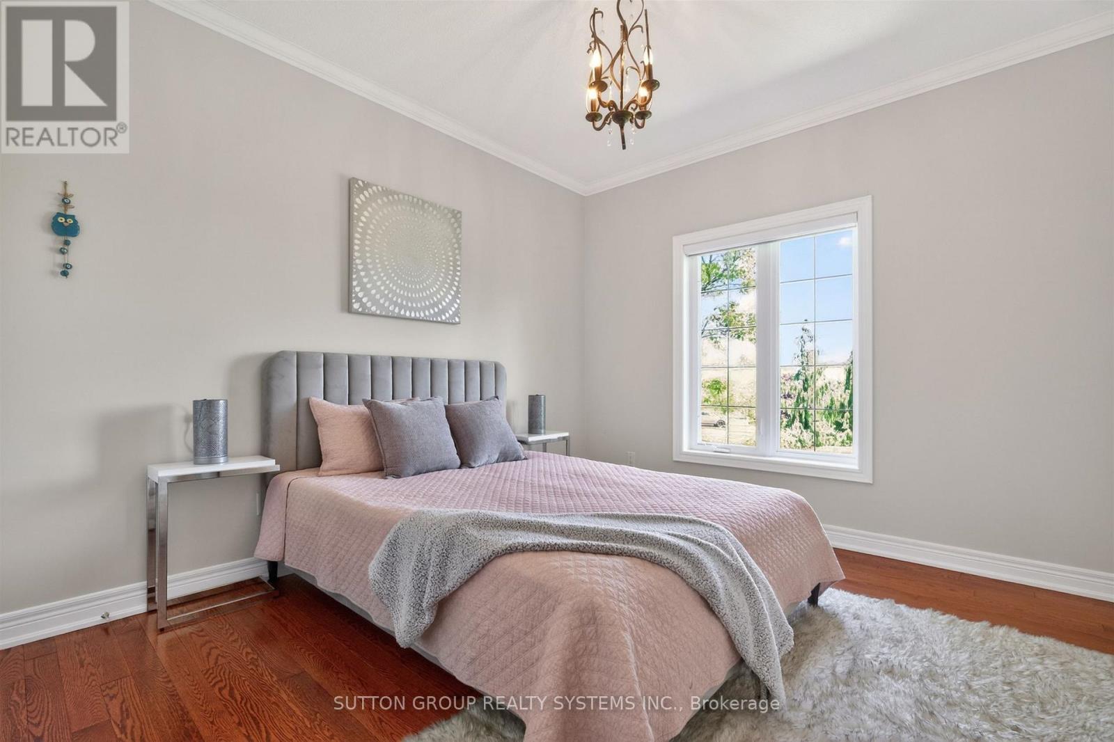 11310 Taylor Court, Milton, ON - Indoor Photo Showing Bedroom