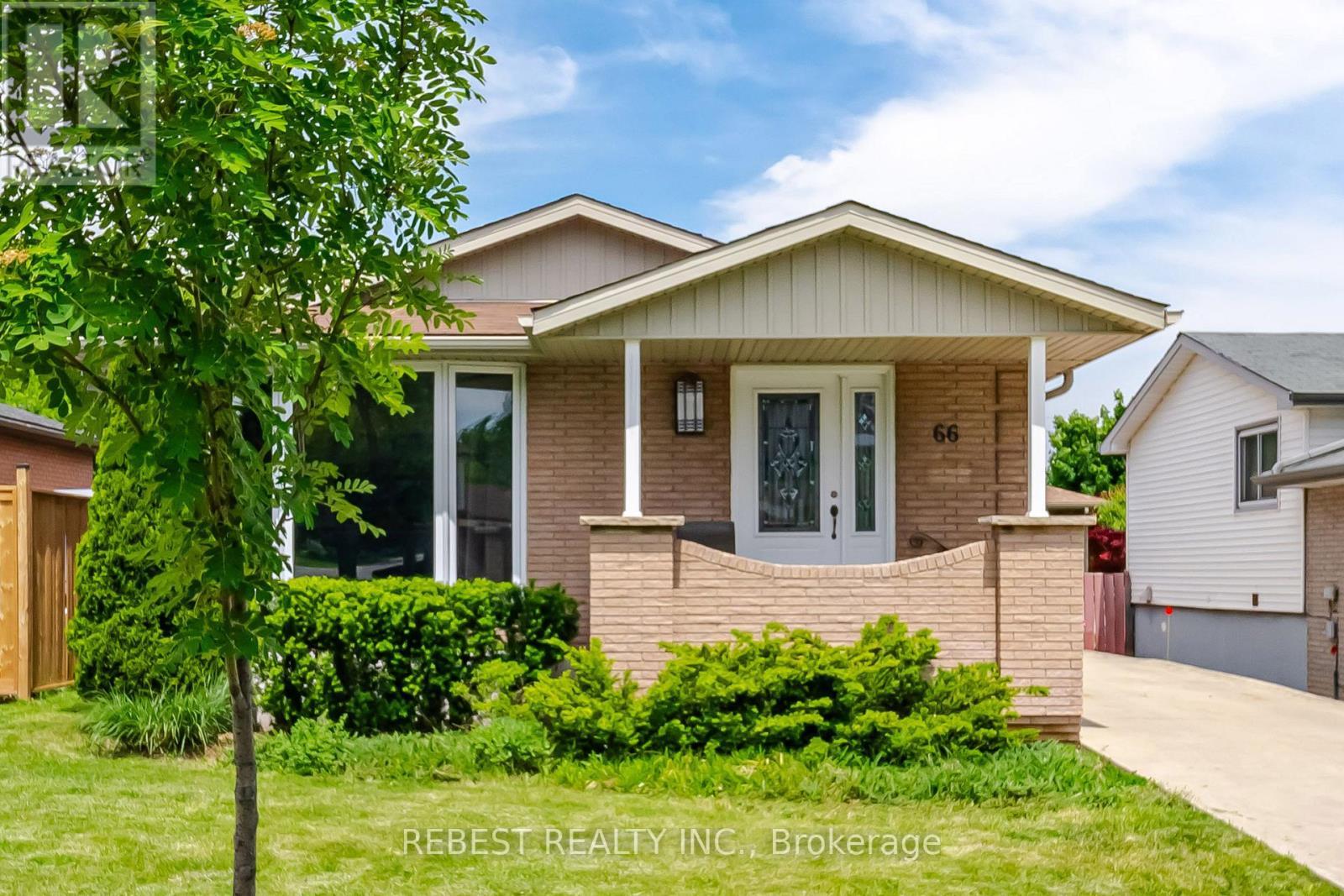 66 Darlington Drive, Hamilton, ON