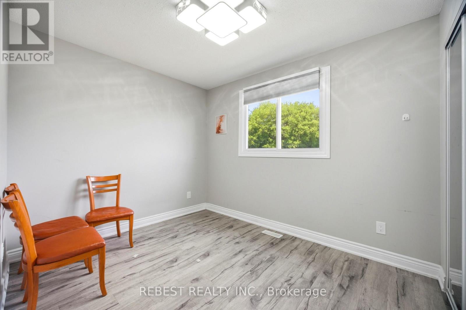 66 Darlington Drive, Hamilton, ON