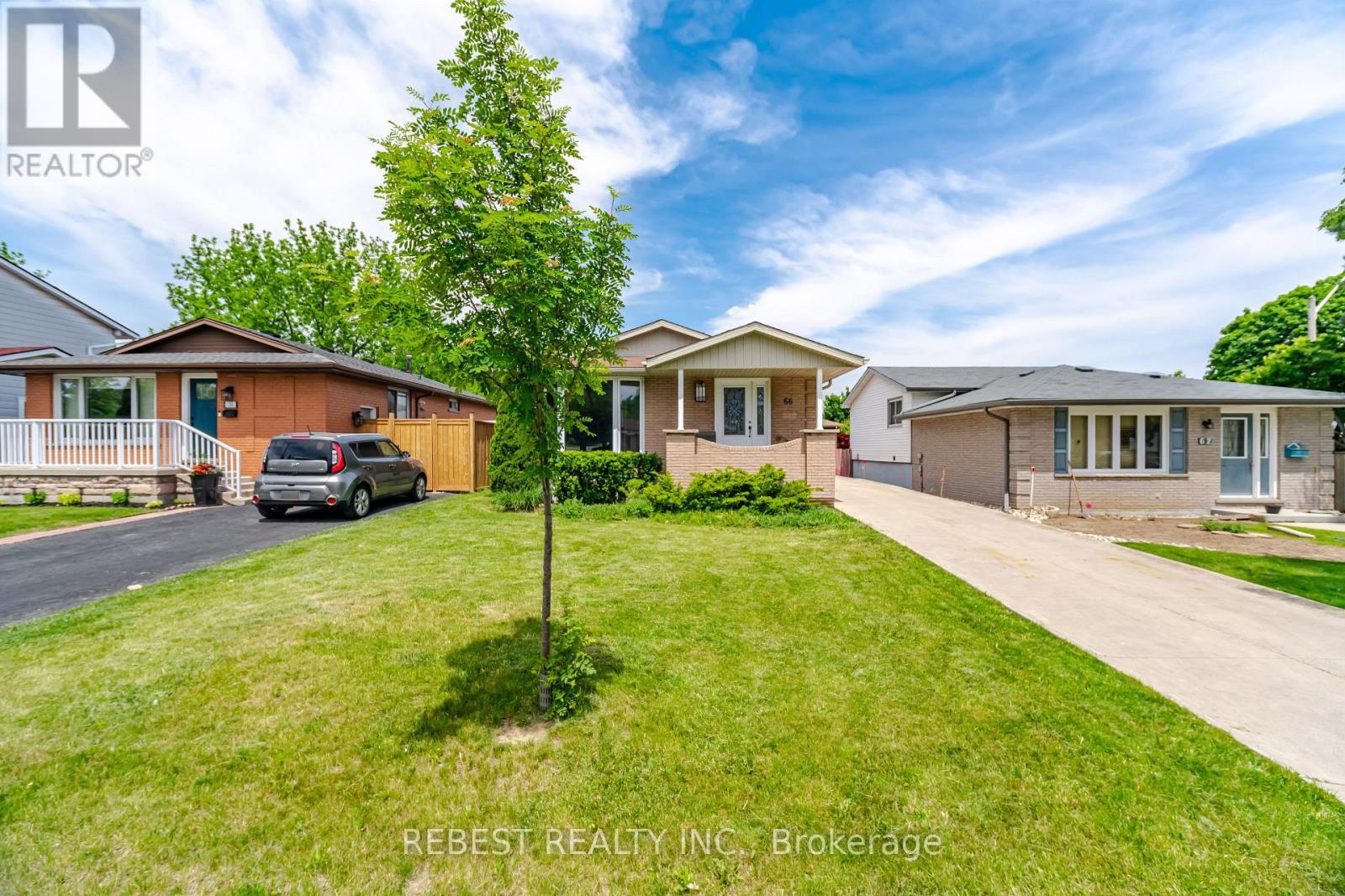 66 Darlington Drive, Hamilton, ON