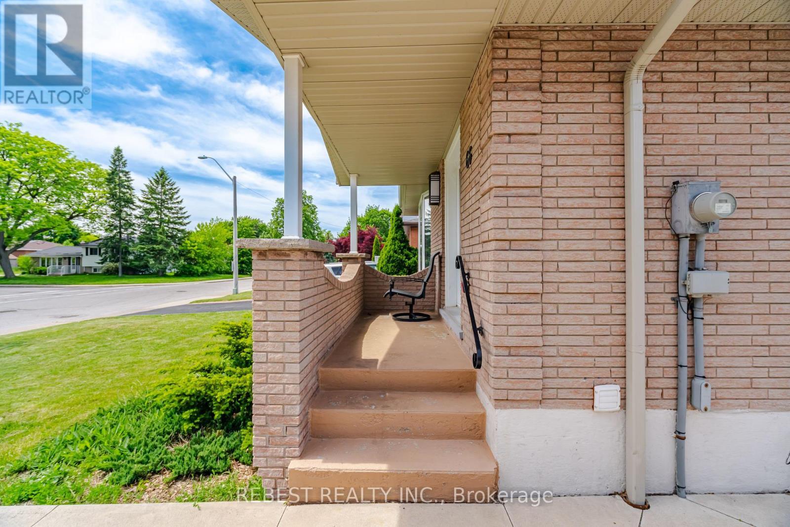 66 Darlington Drive, Hamilton, ON