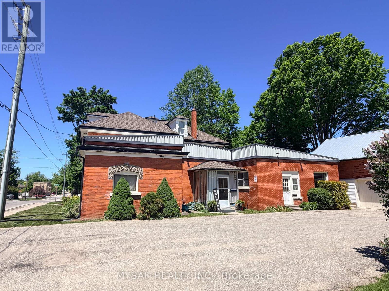 315 Centre Street, North Huron, ON
