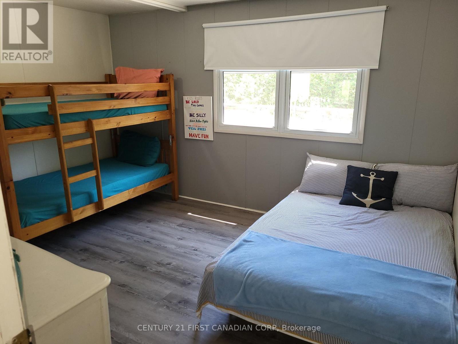 72599 Stanley Street, Bluewater (Hay), ON - Indoor Photo Showing Bedroom
