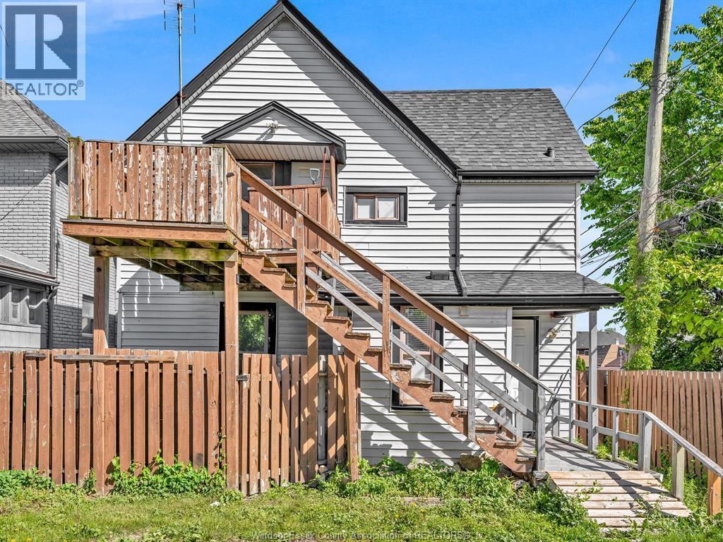1153 University Avenue East, Windsor, ON