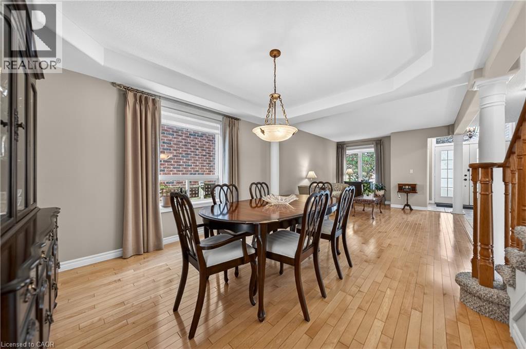 211 Mcnichol Drive, Cambridge, ON - Indoor Photo Showing Dining Room