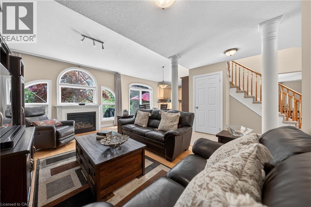 211 Mcnichol Drive, Cambridge, ON - Indoor Photo Showing Living Room With Fireplace