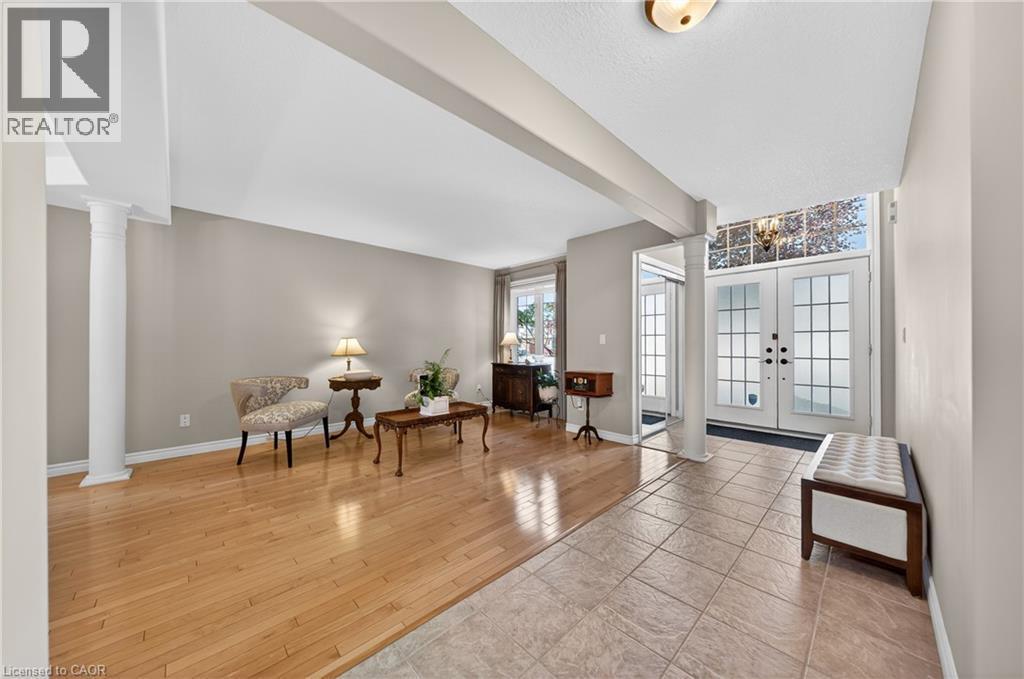 211 Mcnichol Drive, Cambridge, ON - Indoor