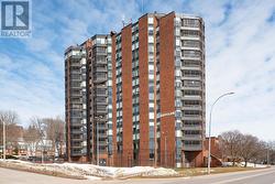 117 - 181 COLLIER STREET Barrie, ON L4M 5L6