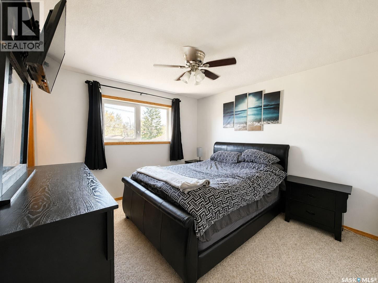 761 3Rd Street E, Prince Albert, SK - Indoor Photo Showing Bedroom