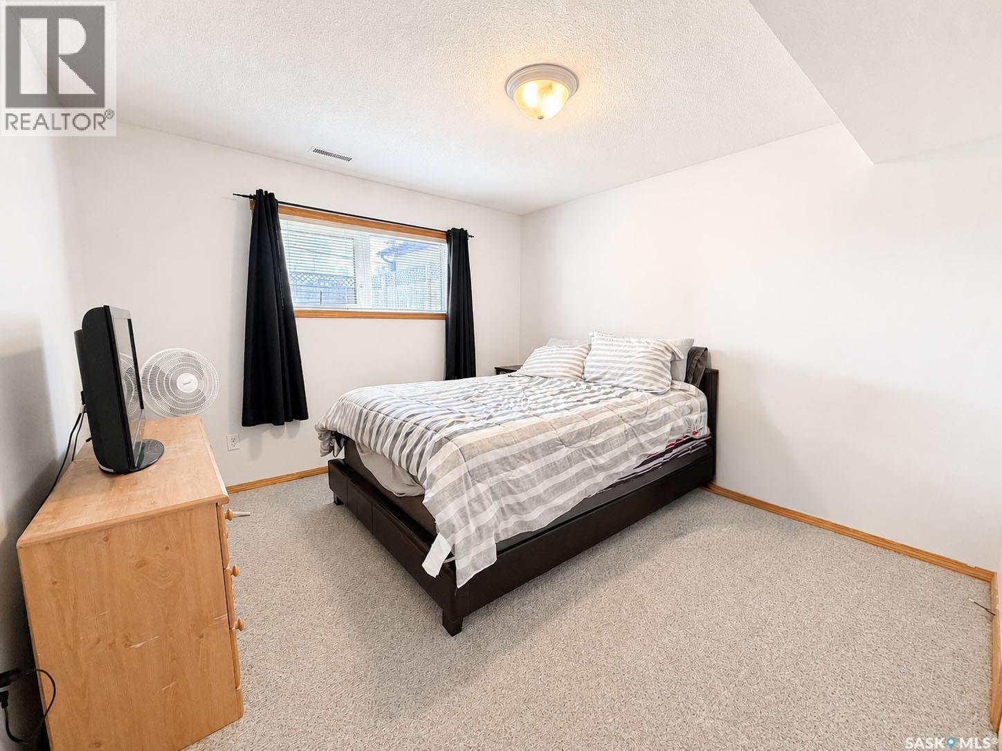 761 3Rd Street E, Prince Albert, SK - Indoor Photo Showing Bedroom