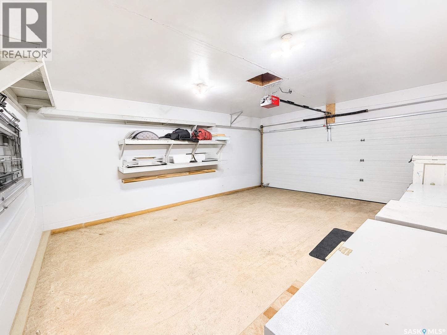 761 3Rd Street E, Prince Albert, SK - Indoor Photo Showing Garage