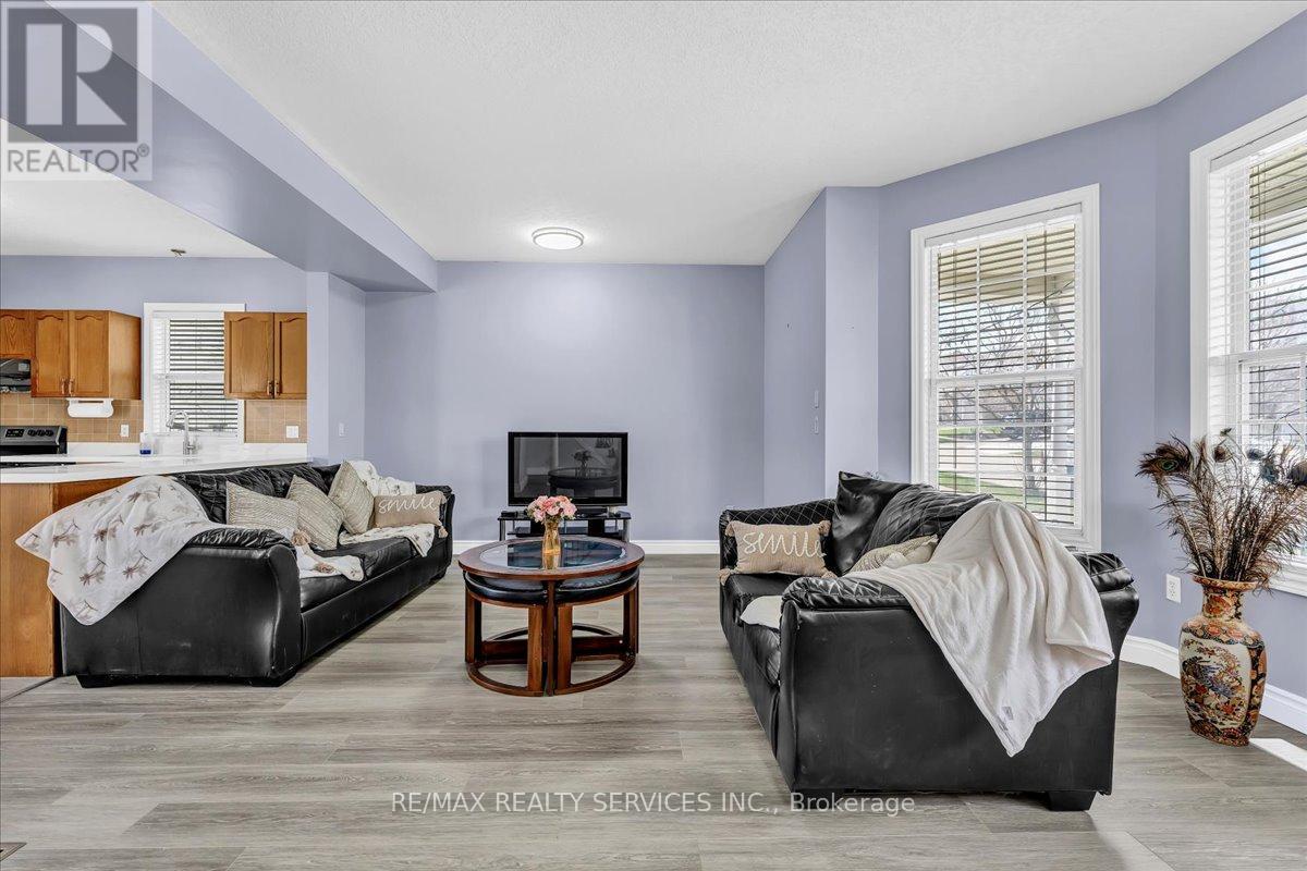672 Zermatt Drive, Waterloo, ON