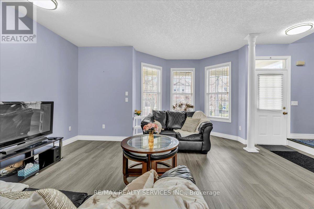 672 Zermatt Drive, Waterloo, ON