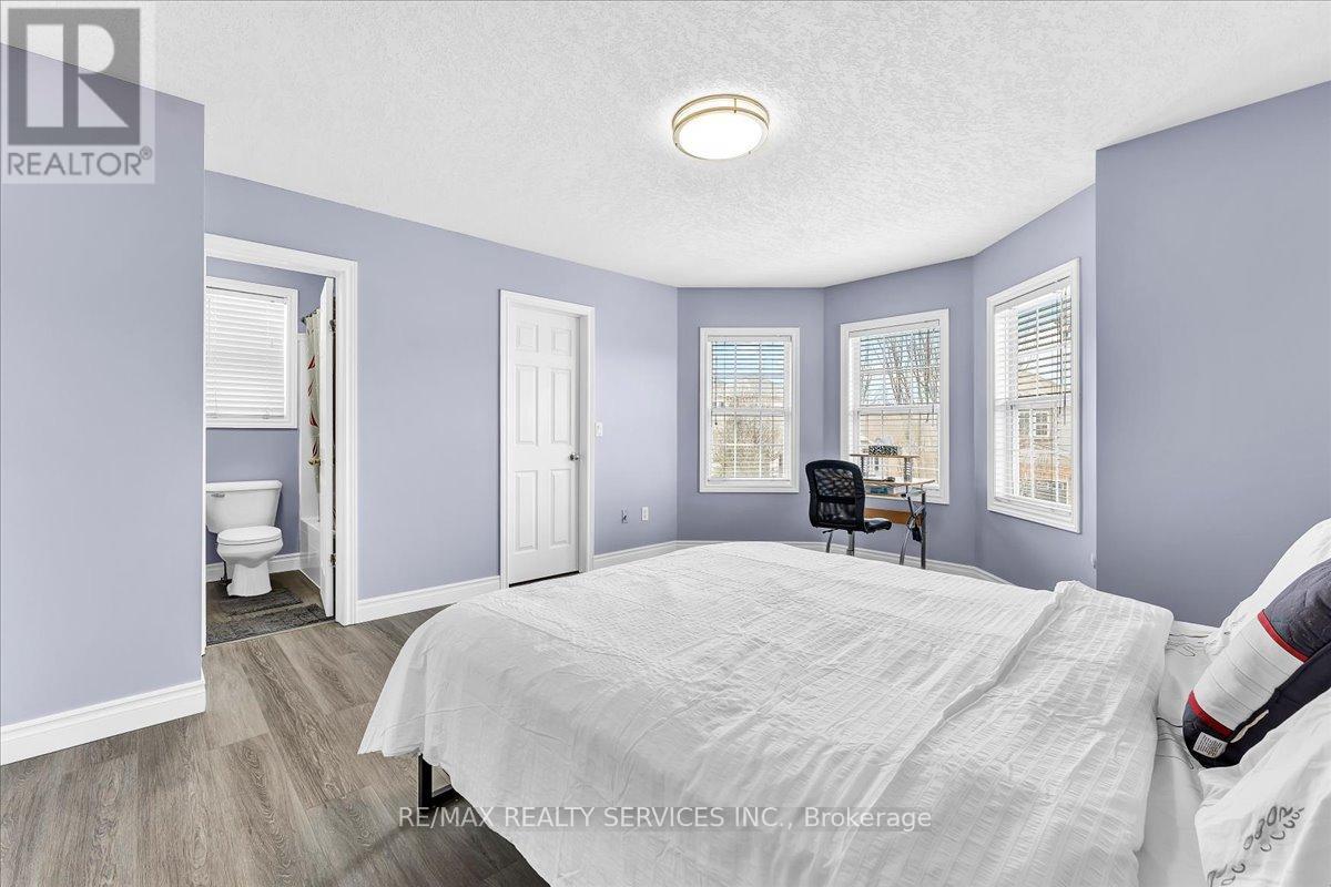 672 Zermatt Drive, Waterloo, ON