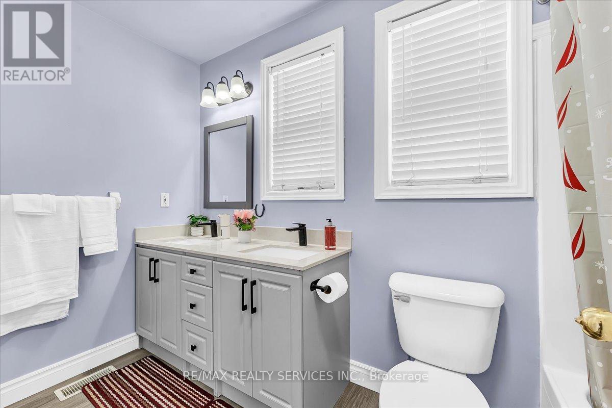 672 Zermatt Drive, Waterloo, ON