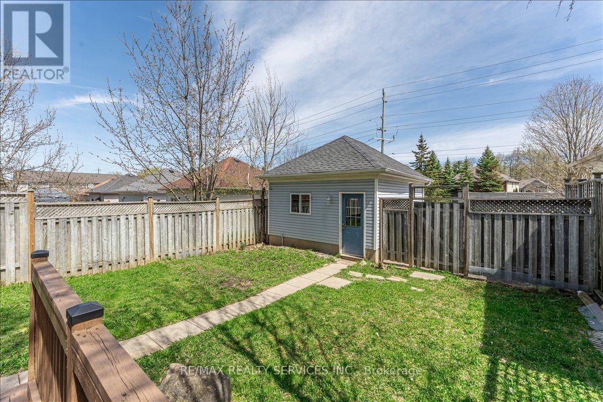 672 Zermatt Drive, Waterloo, ON