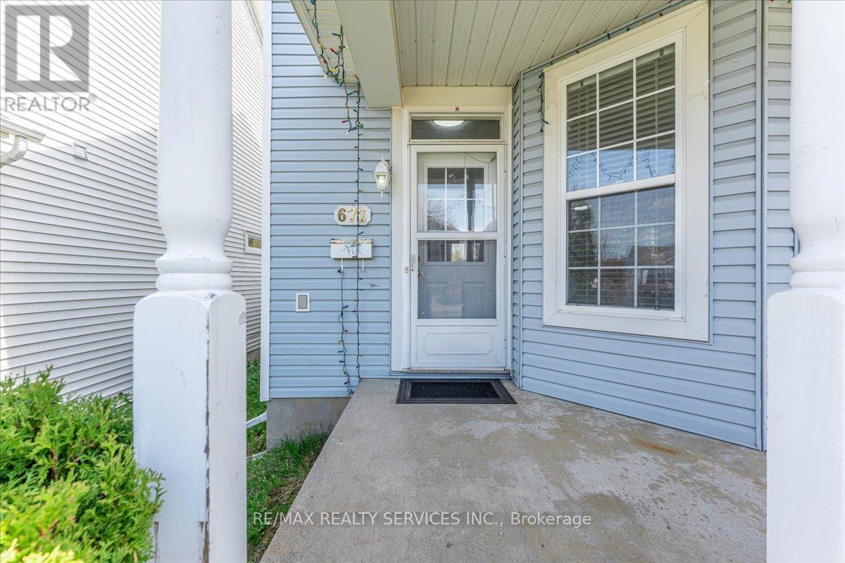 672 Zermatt Drive, Waterloo, ON
