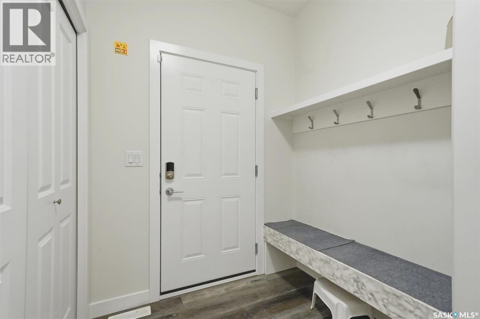 259 Skopik Crescent, Saskatoon, SK