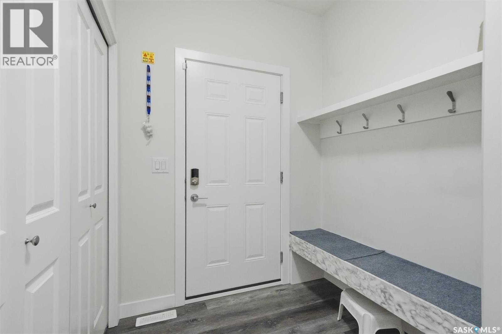 259 Skopik Crescent, Saskatoon, SK