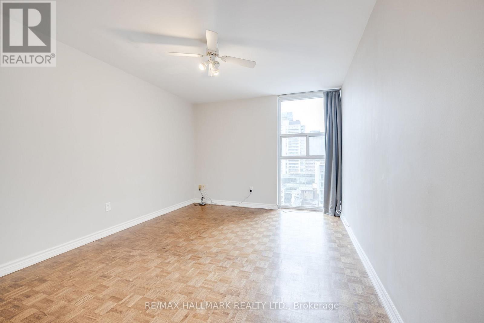 1715 - 40 Homewood Avenue, Toronto, ON - Indoor Photo Showing Other Room