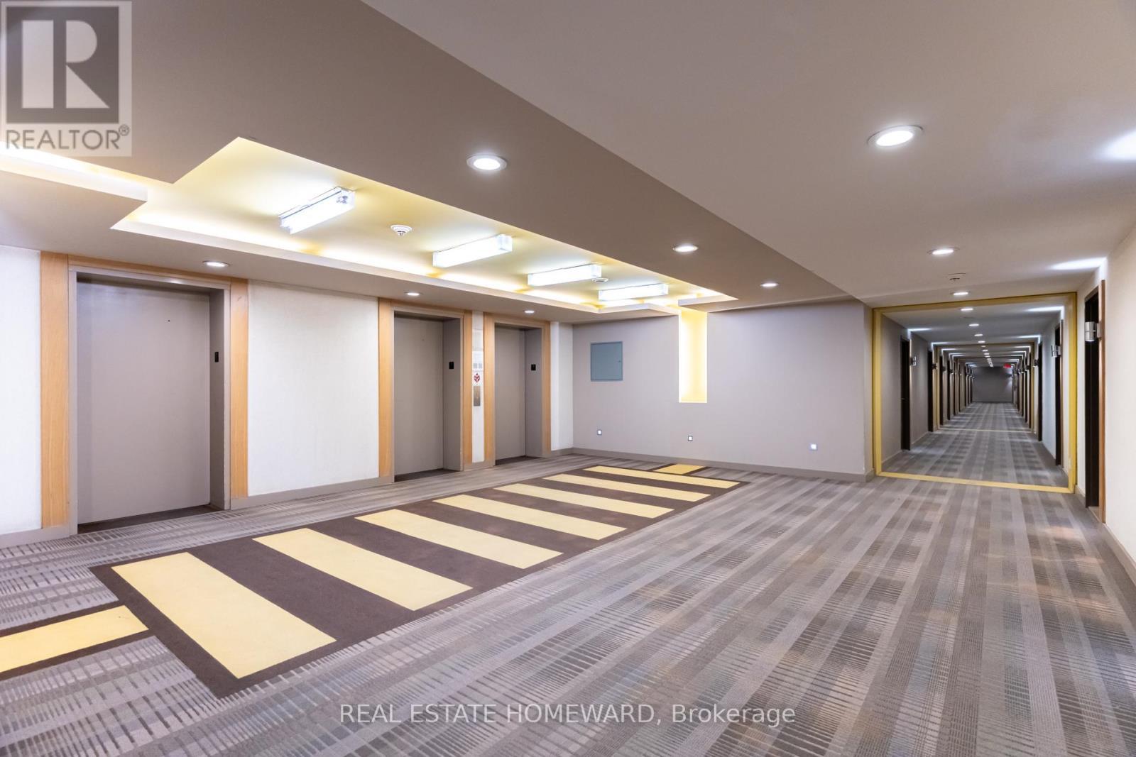 732 - 5 Hanna Avenue, Toronto, ON - Indoor Photo Showing Other Room