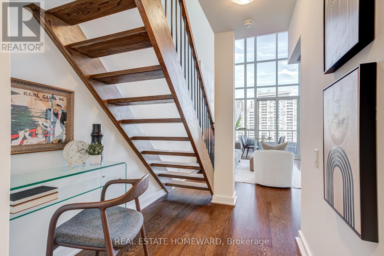 732 - 5 Hanna Avenue, Toronto, ON - Indoor Photo Showing Other Room