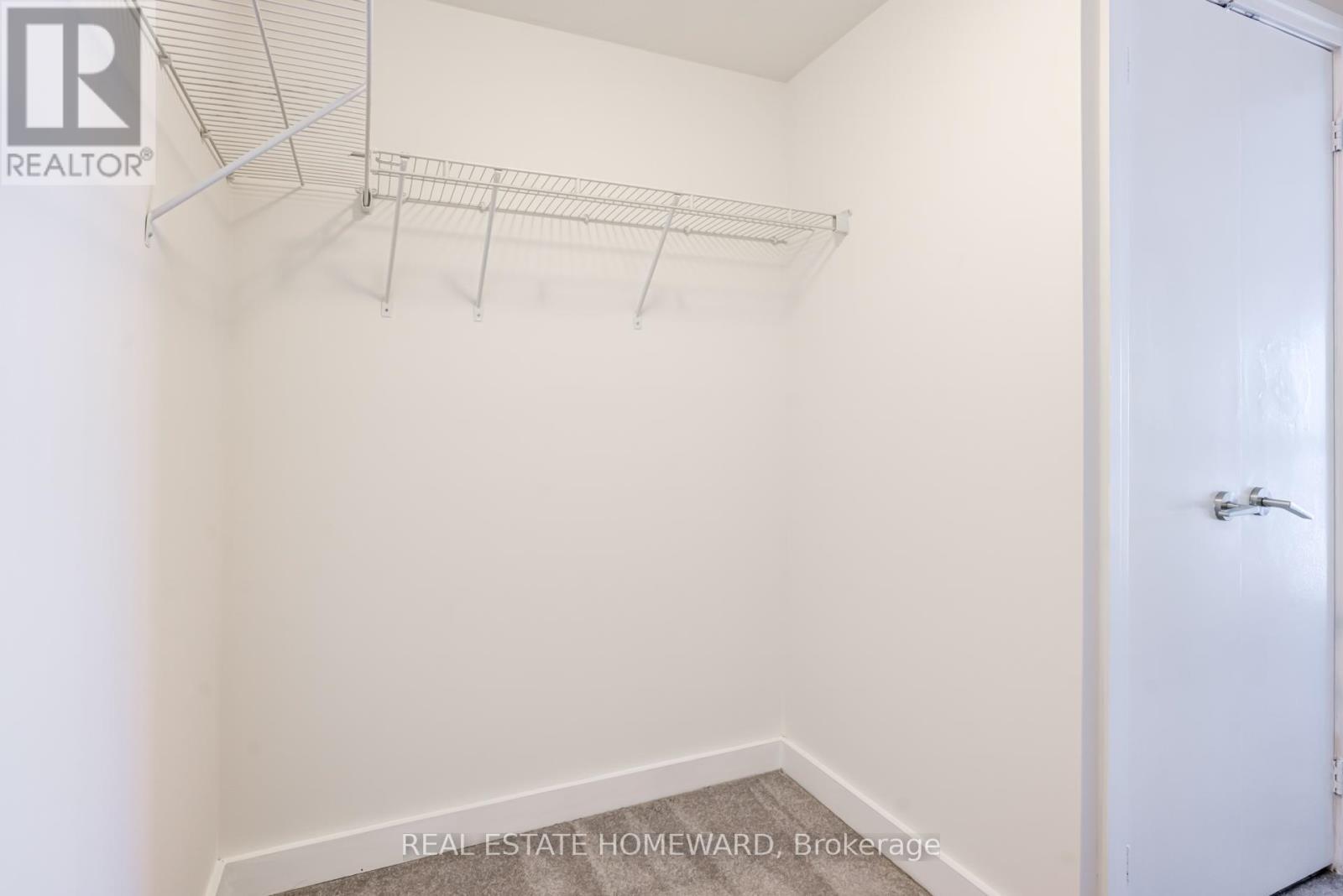 732 - 5 Hanna Avenue, Toronto, ON - Indoor With Storage