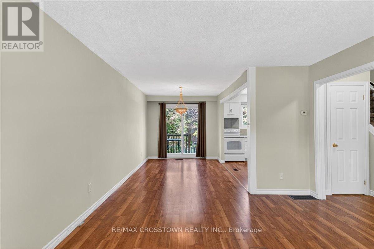 121 - 1095 Mississaga Street W, Orillia, ON - Indoor Photo Showing Other Room