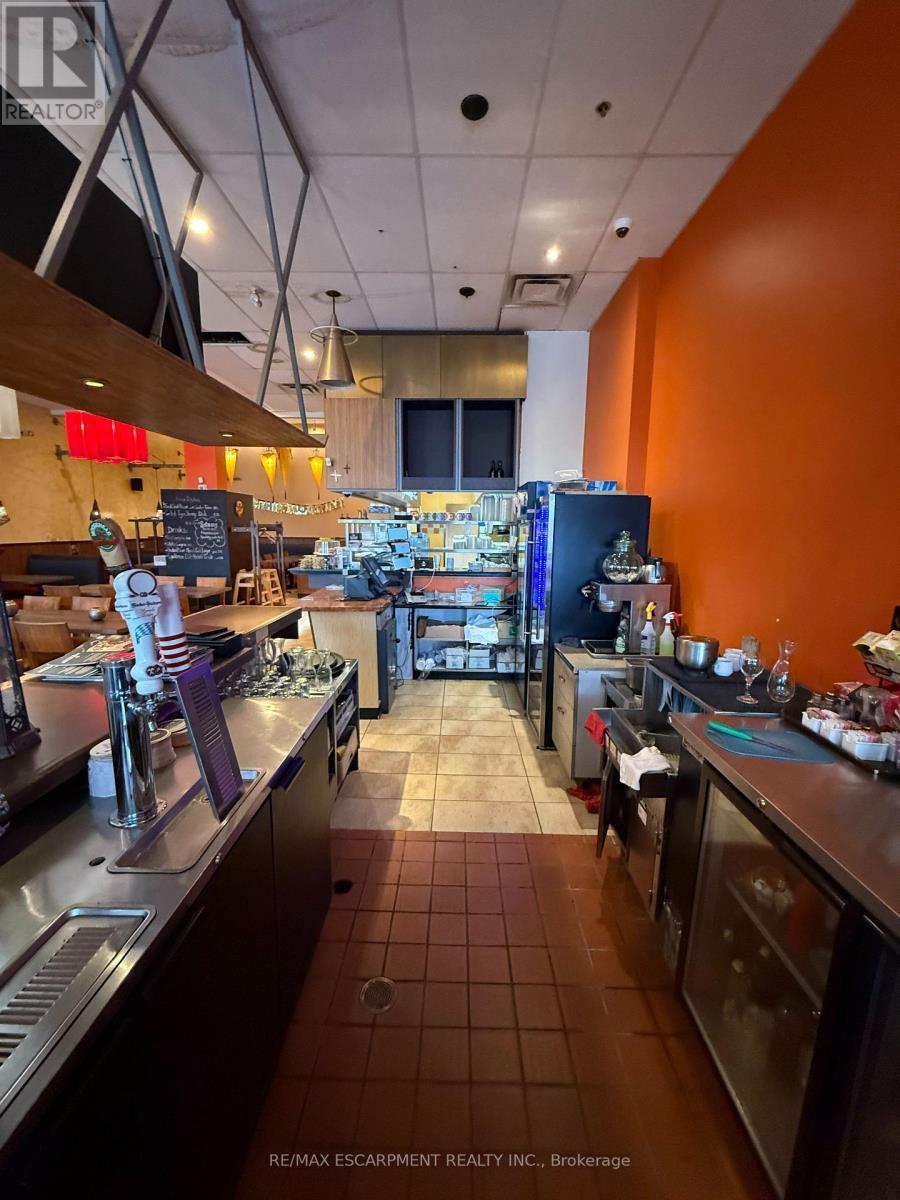 1508 Upper James Street, Hamilton, ON