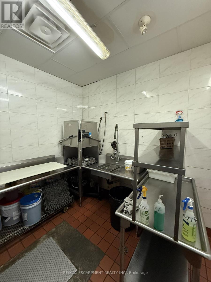 1508 Upper James Street, Hamilton, ON