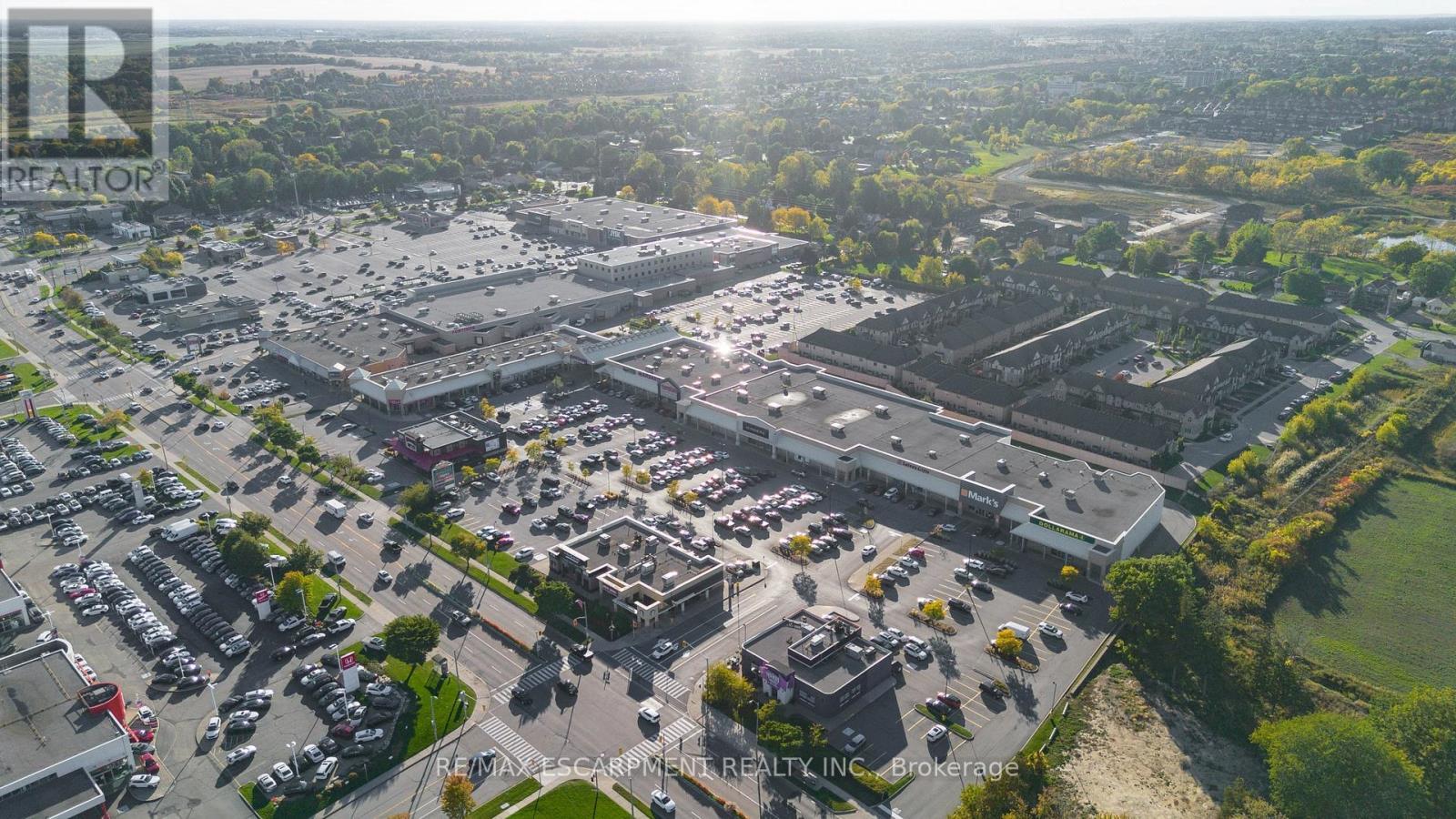 1508 Upper James Street, Hamilton, ON