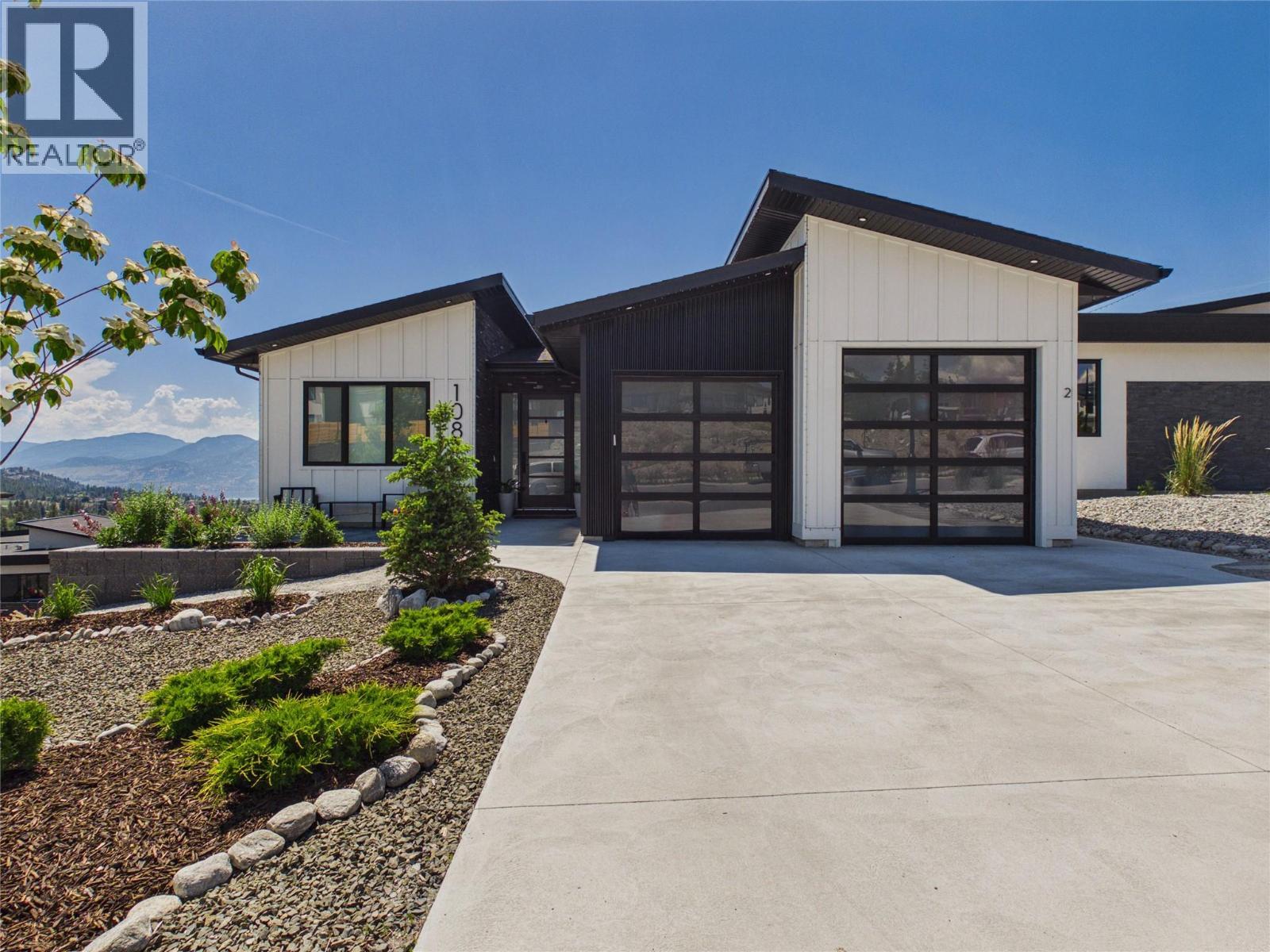 1081 Antler Drive, Penticton, BC - Outdoor
