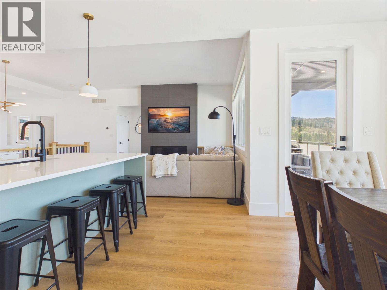1081 Antler Drive, Penticton, BC - Indoor