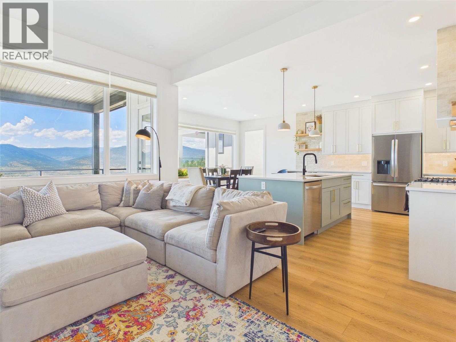 1081 Antler Drive, Penticton, BC - Indoor