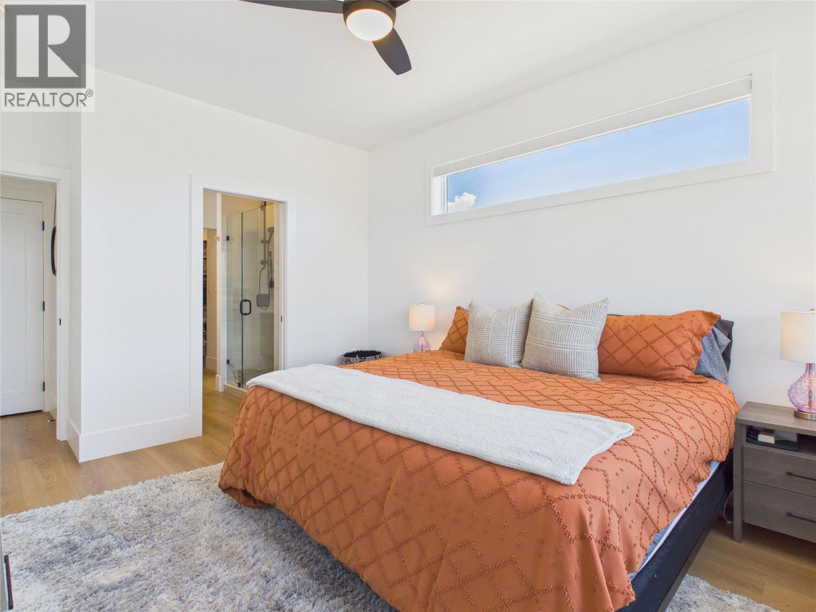1081 Antler Drive, Penticton, BC - Indoor Photo Showing Bedroom