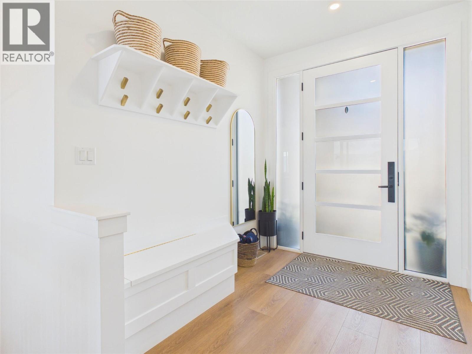 1081 Antler Drive, Penticton, BC - Indoor Photo Showing Other Room