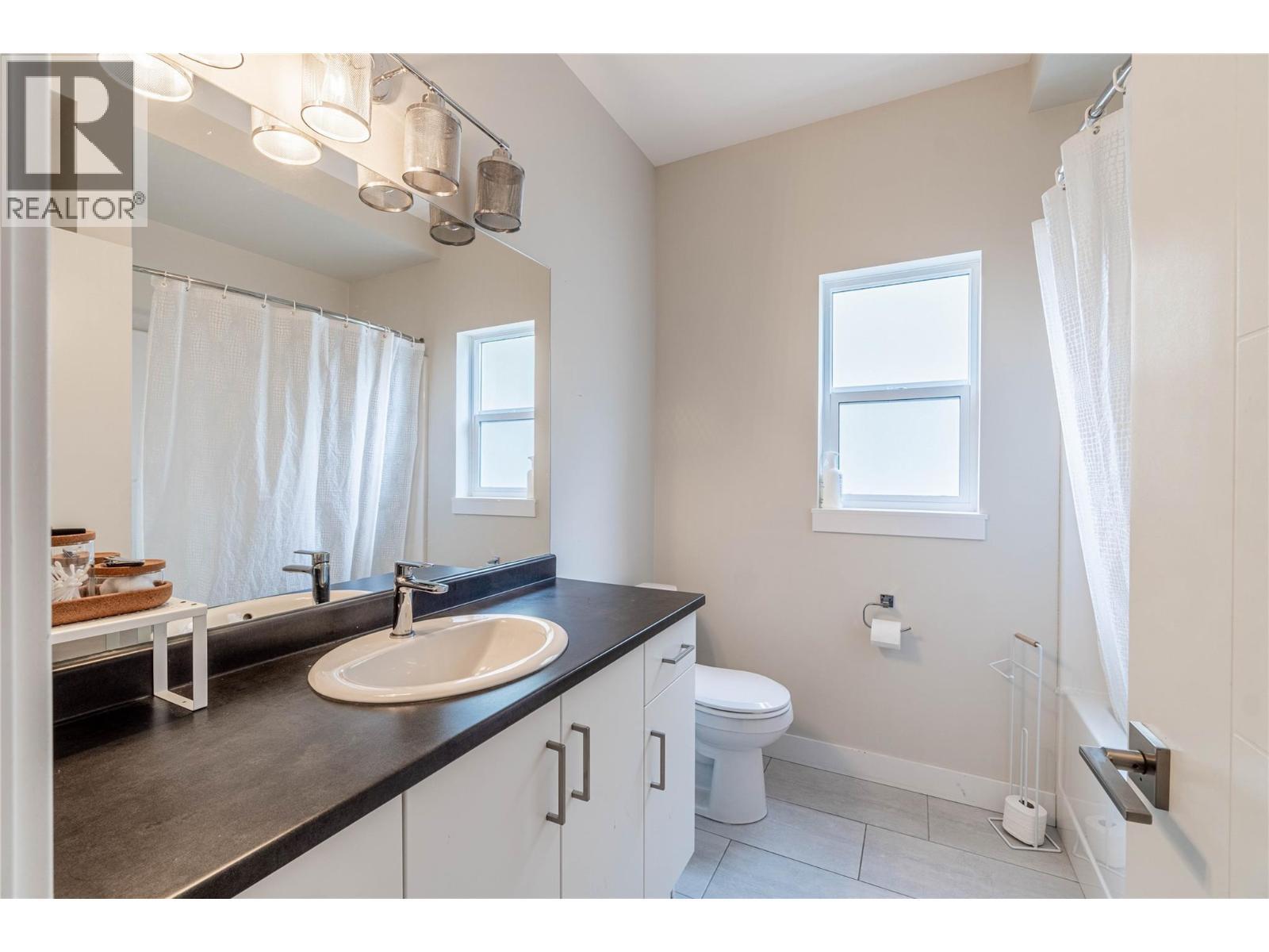 1896 Qu'Appelle Boulevard, Kamloops, BC
