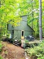 8 ZHINGO MIIKAANS LANE Christian Island 30 (Beausoleil First Nation), ON L9M 0A9