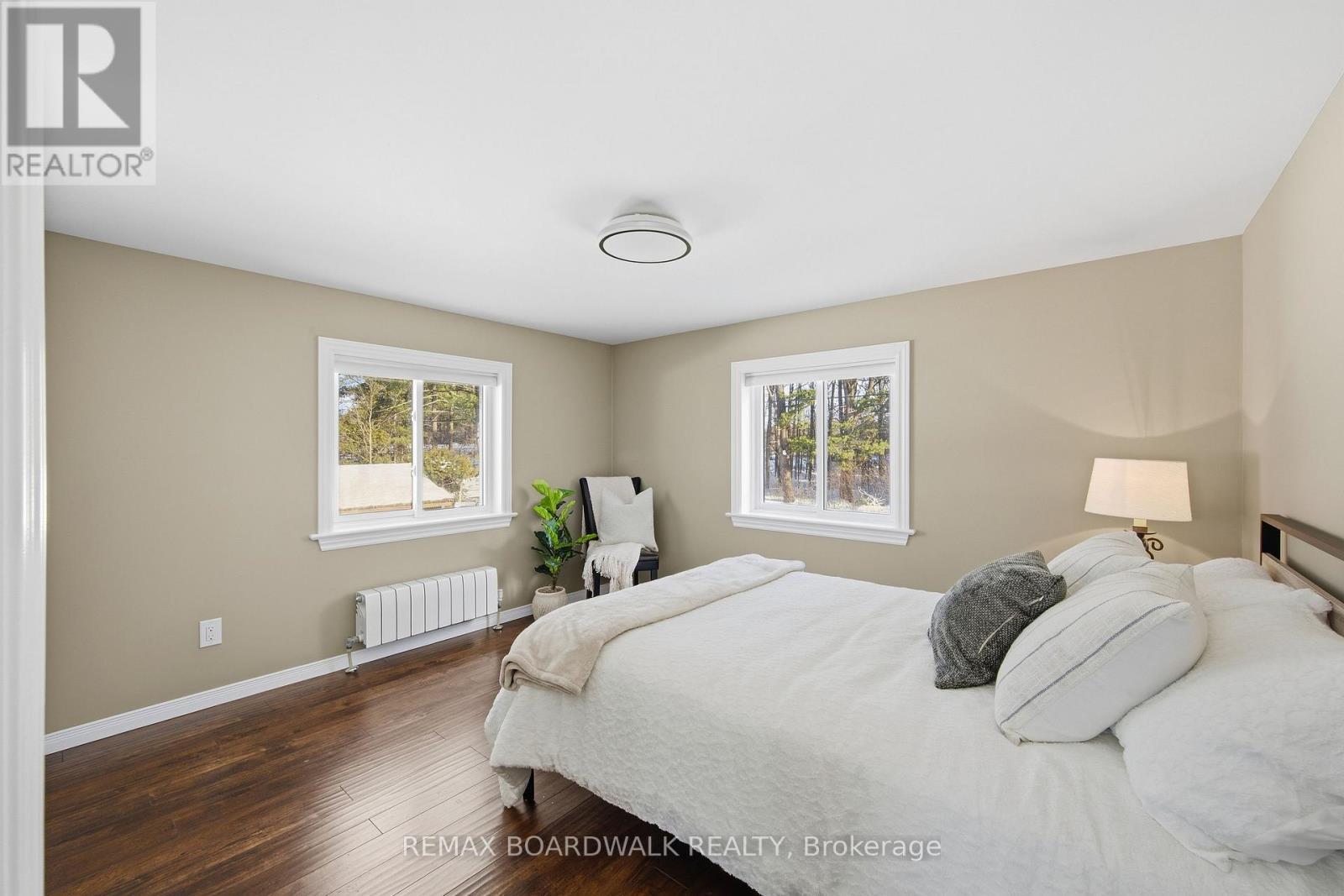 50 Kerry Forest Drive, Front Of Yonge, ON