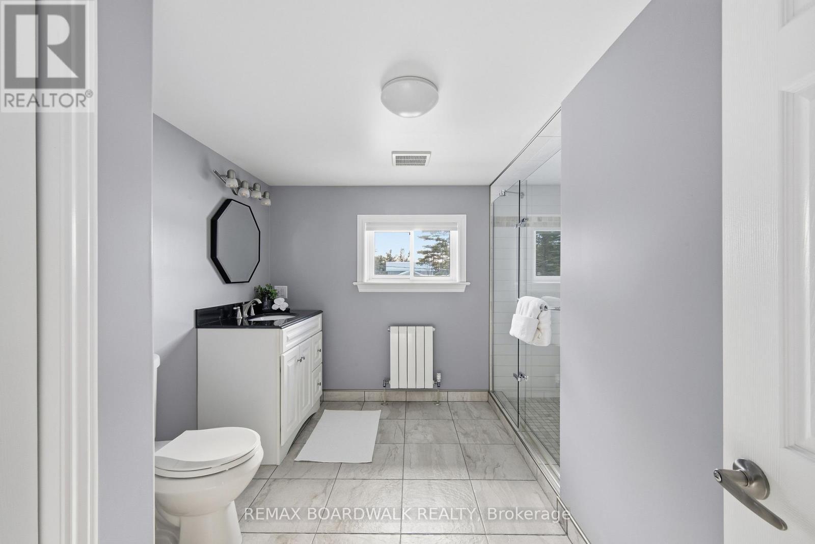 50 Kerry Forest Drive, Front Of Yonge, ON
