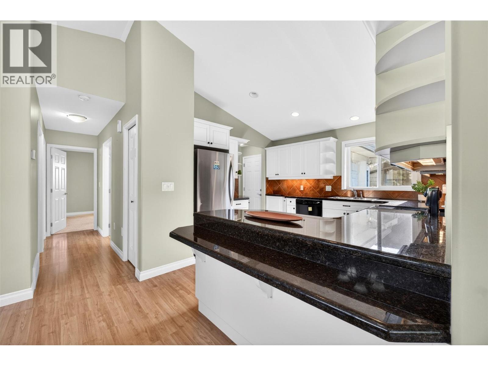 1231 10 Street Sw Unit# 5, Salmon Arm, BC