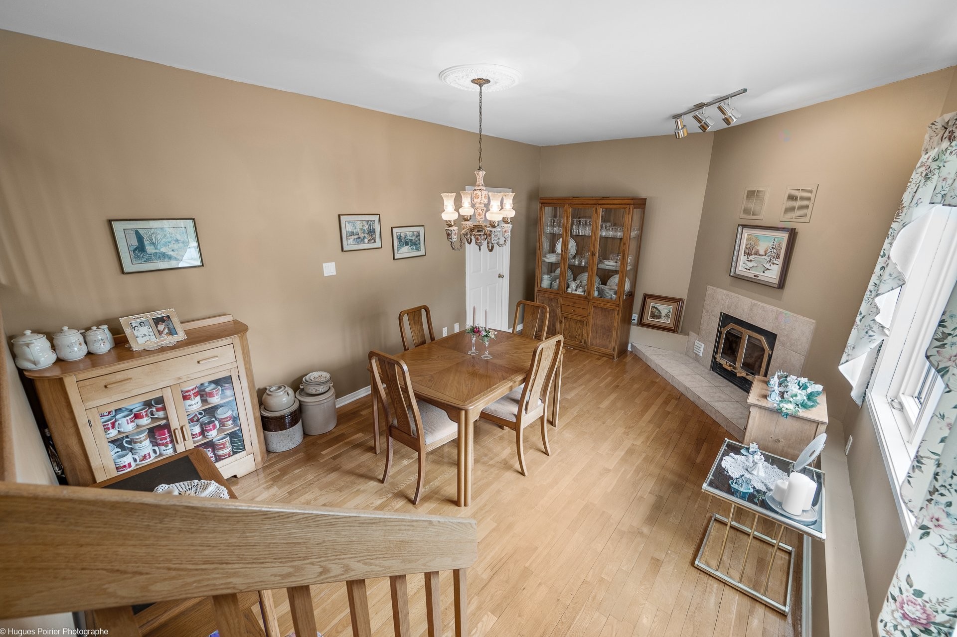Salle familiale - 348 Rue Sauriol, Saint-Eustache, QC