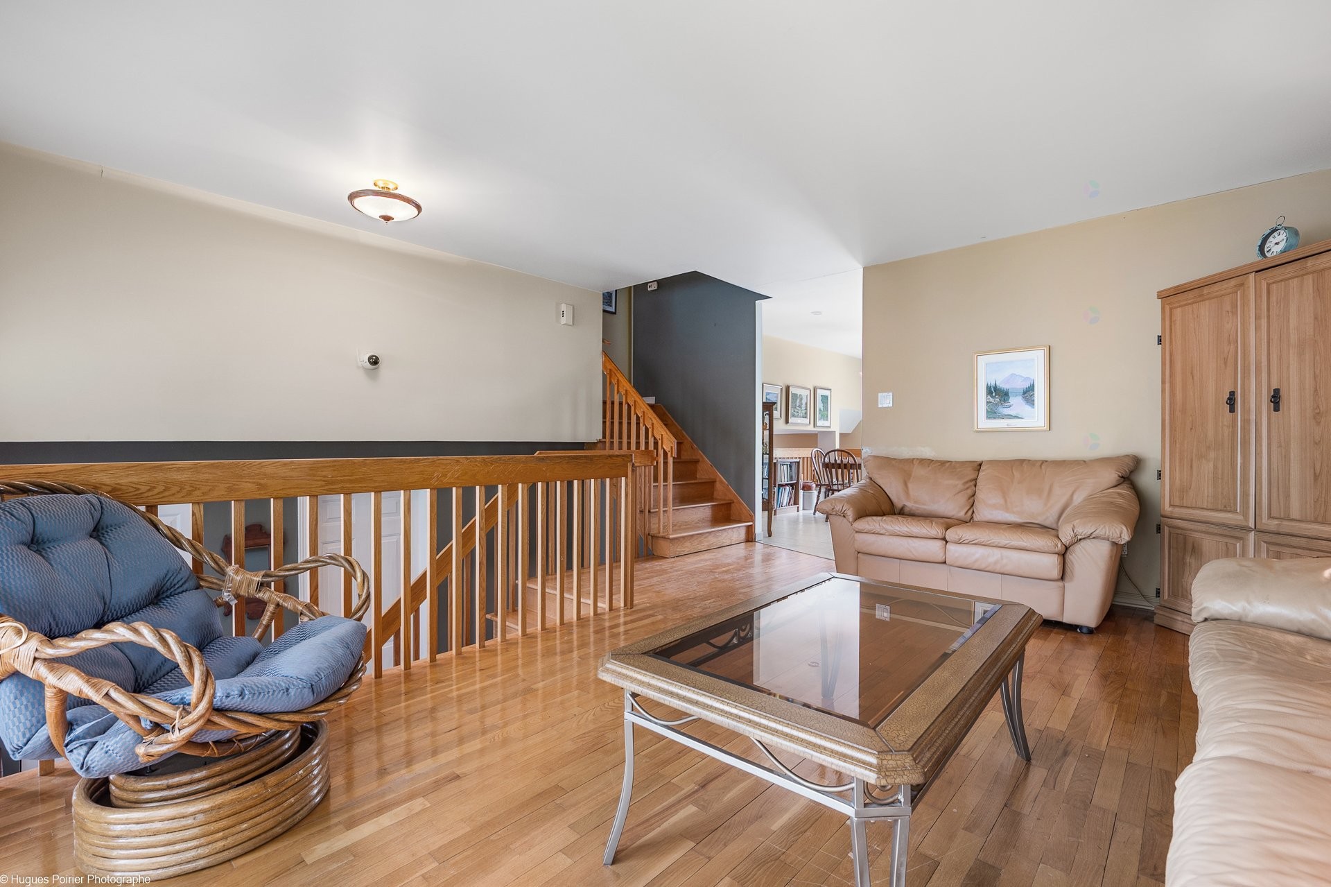 Salon - 348 Rue Sauriol, Saint-Eustache, QC