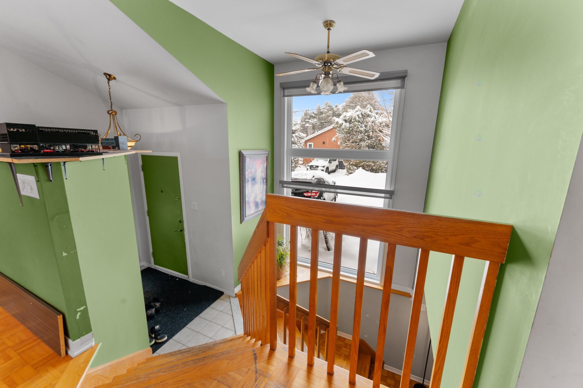 Mud Room - 61 18E Avenue, Deux-Montagnes, QC