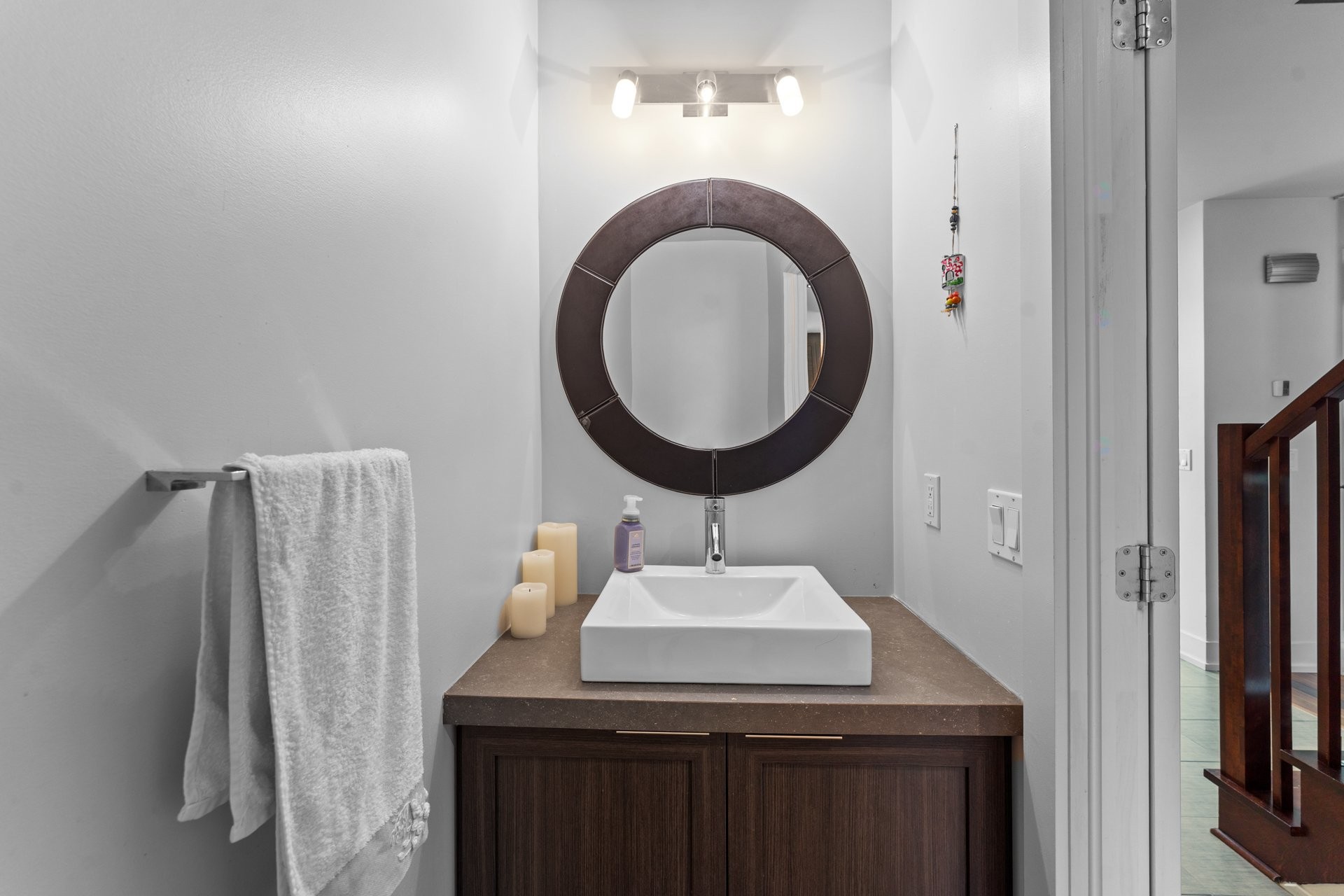 Powder room - 130 Rue Des Roitelets, Delson, QC