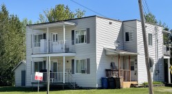 225 Rue Fortier Mont-Laurier, QC J9L 2J6