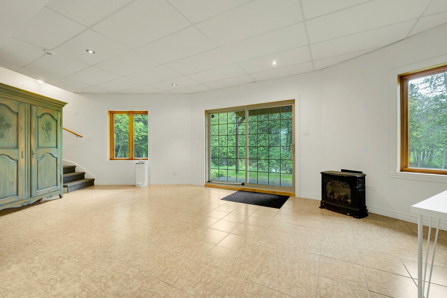 Salle familiale - 1535 Rue De La Cascatelle, Sainte-Adèle, QC