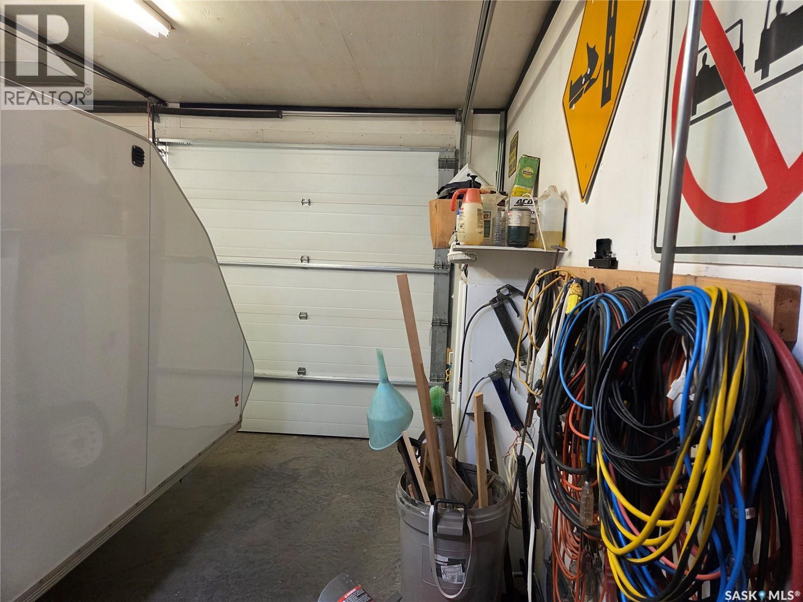 754 Golburn Crescent, Tisdale, SK - Indoor Photo Showing Garage