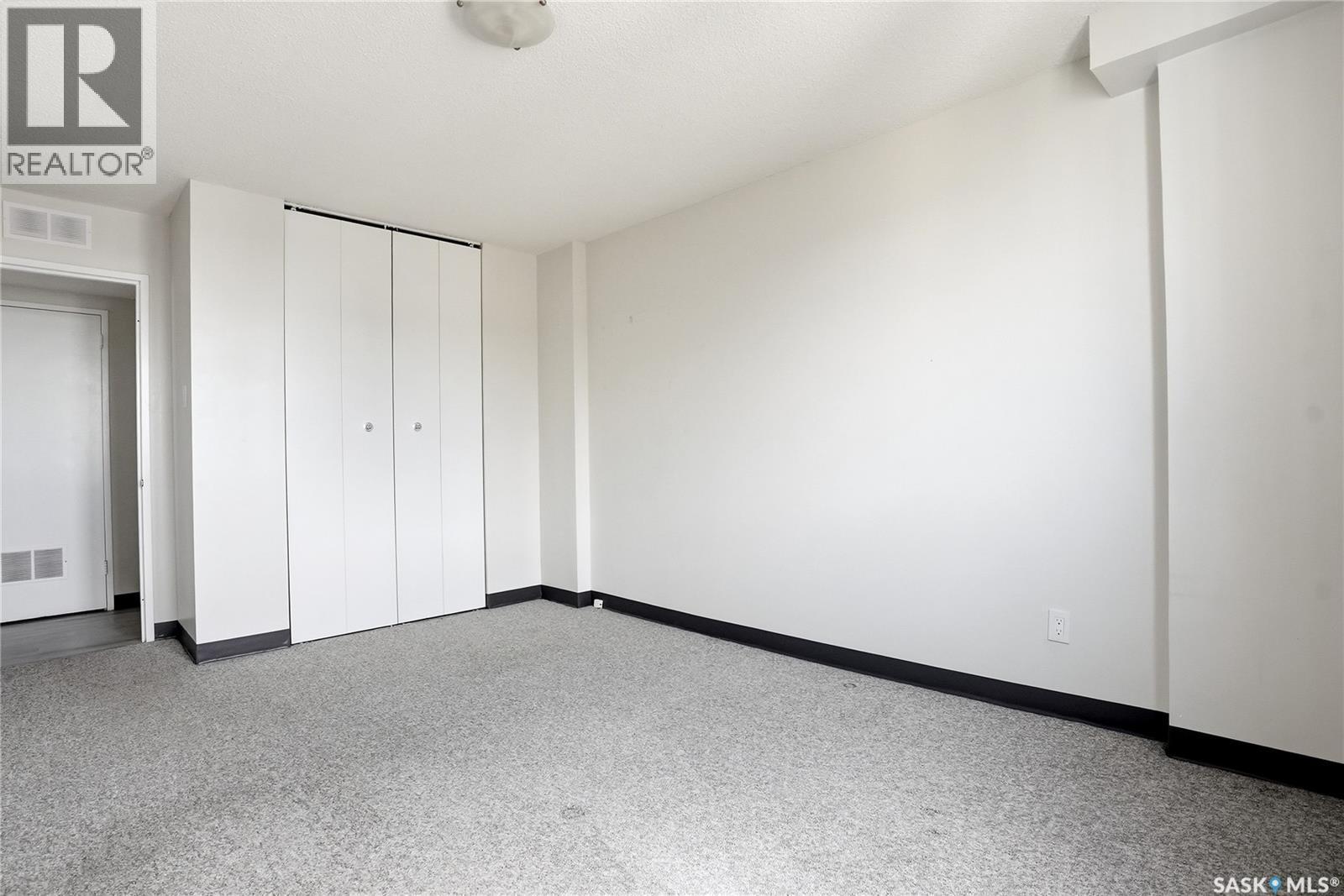 2102 320 5Th Avenue N, Saskatoon, SK - Indoor Photo Showing Other Room